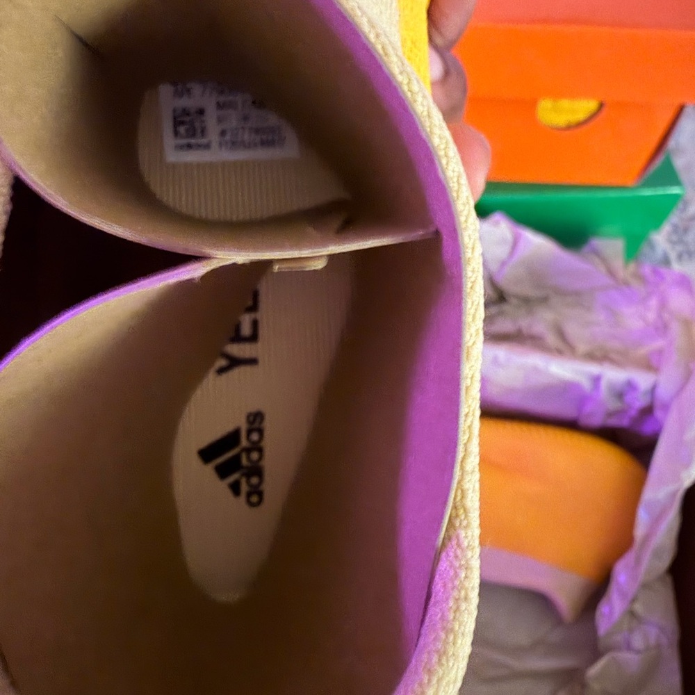 Yeezys - Picture 4 of 4